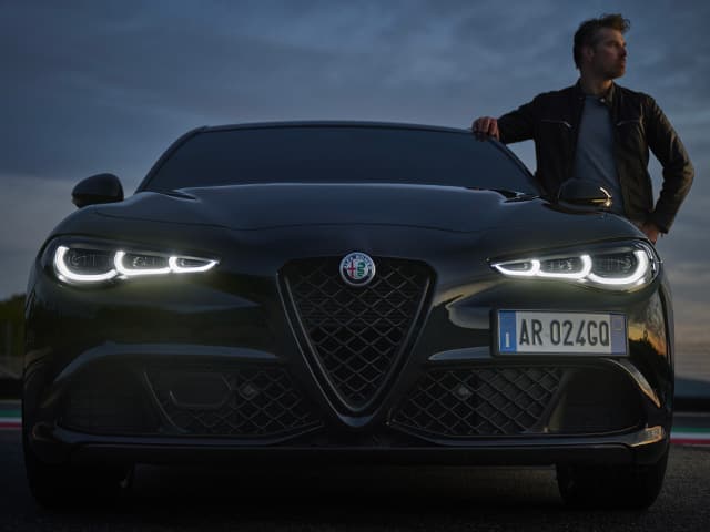 Headlamp Kit | ALFA ROMEO GIULIA QUADRIFOGLIO 2019 Headlamp Kit | ALFA ROMEO GIULIA QUADRIFOGLIO 2019