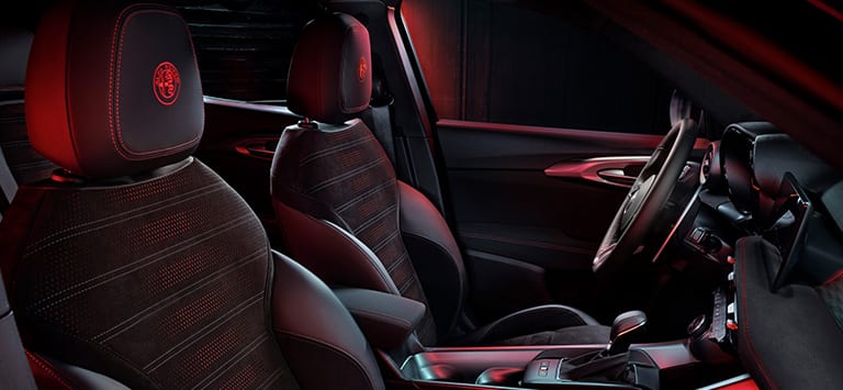 Alfa romeo gallery interior 3