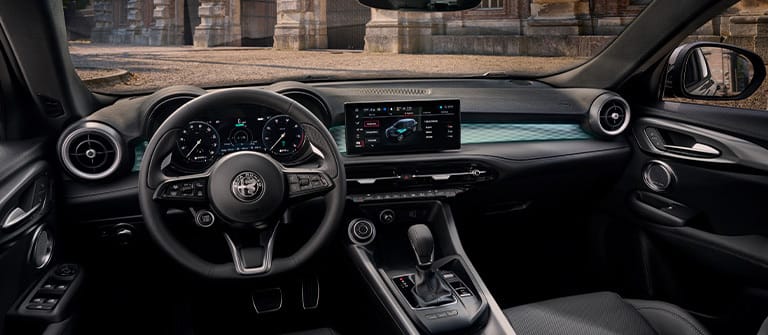 Alfa romeo gallery interior 1